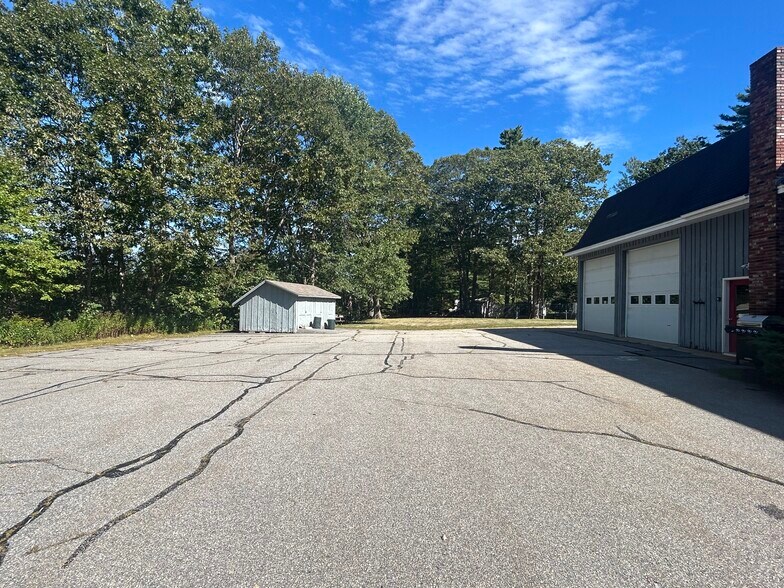 8 Crooker Rd, Brunswick, ME à louer - Photo de l’immeuble – Image 2 sur 11