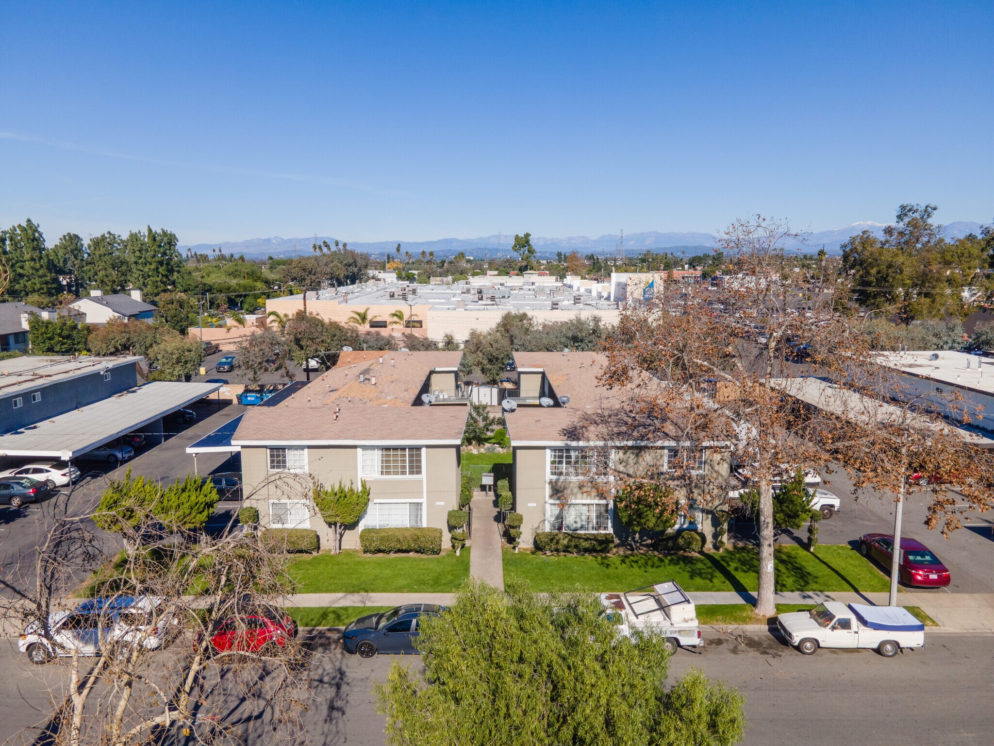 10851-10861 Palma Vista Ave, Garden Grove, CA à vendre Photo de l’immeuble– Image 1 sur 15
