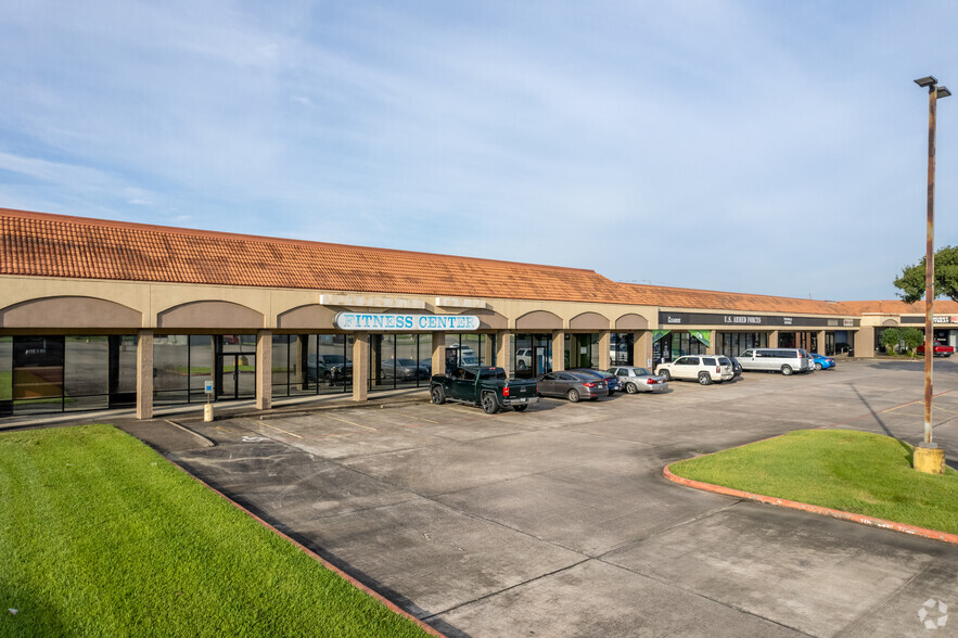 8607-8801 9th Ave, Port Arthur, TX à louer - Photo de l’immeuble – Image 2 sur 5
