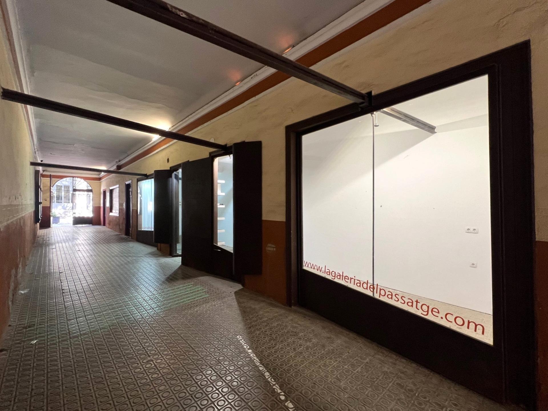 Local commercial dans Igualada, Barcelona à louer Plan d’étage– Image 1 sur 5