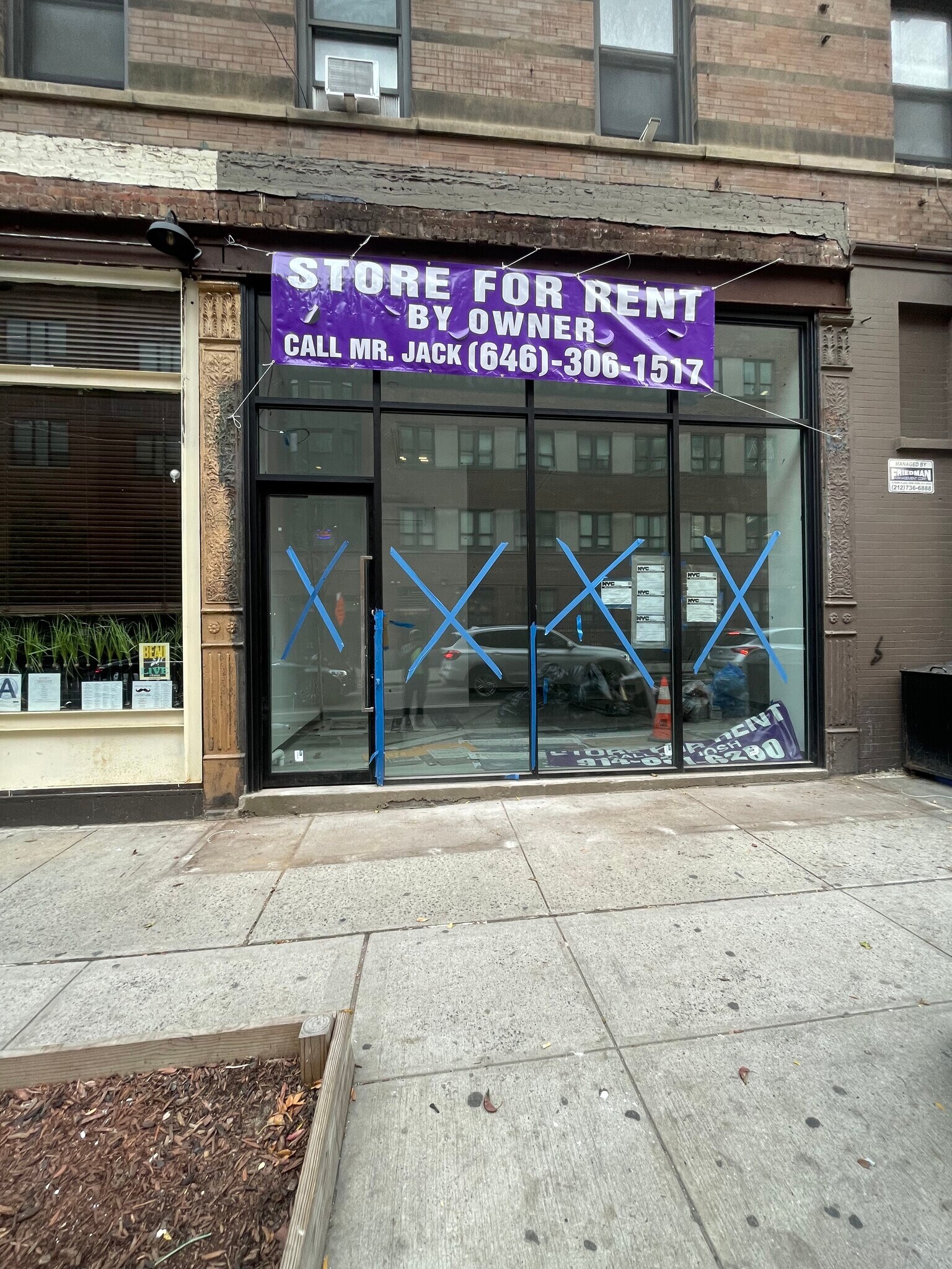 401 W 52nd St, New York, NY à louer Photo de l’immeuble– Image 1 sur 5