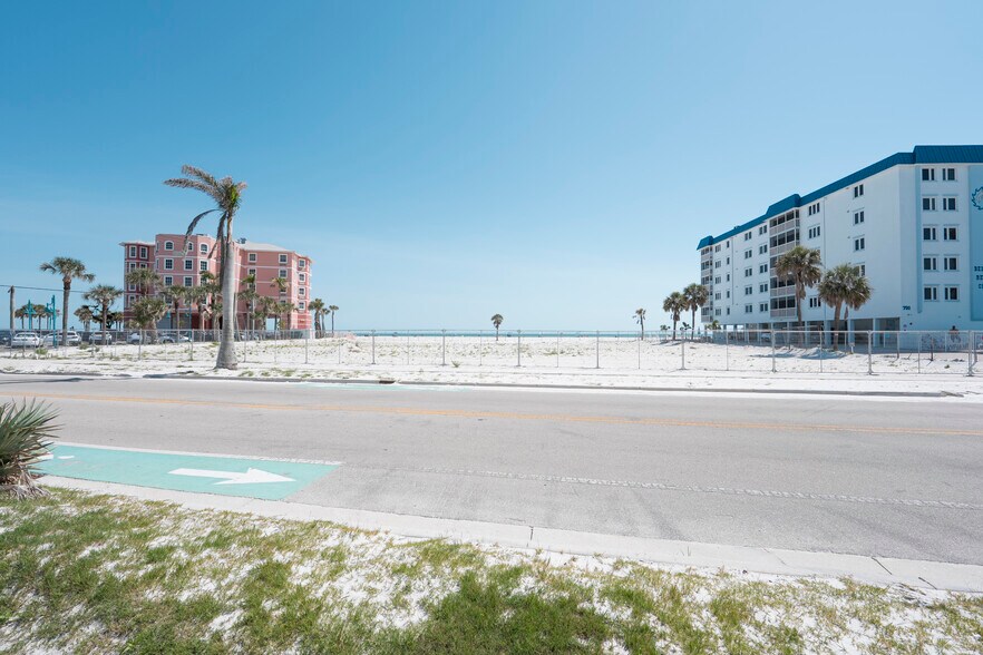 800 Estero Blvd, Fort Myers Beach, FL à vendre - Photo de l’immeuble – Image 2 sur 39
