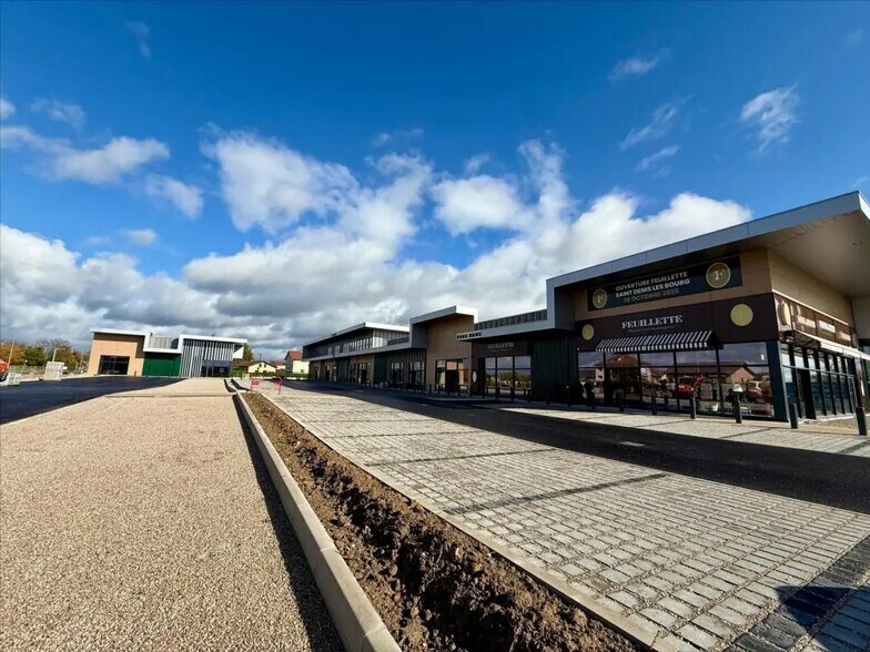 Local d’activités dans Saint-Denis-lès-Bourg à louer - Photo de l’immeuble – Image 3 sur 5