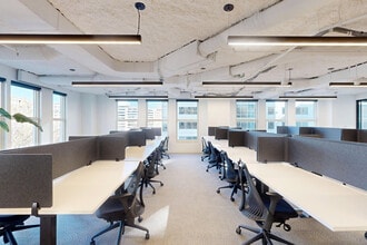 875 15th St NW, Washington, DC à louer Numérisation 3D Matterport– Image 1 sur 11