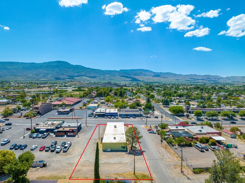 303 S Main St, Cottonwood, AZ à vendre - Photo de l’immeuble – Image 3 sur 7