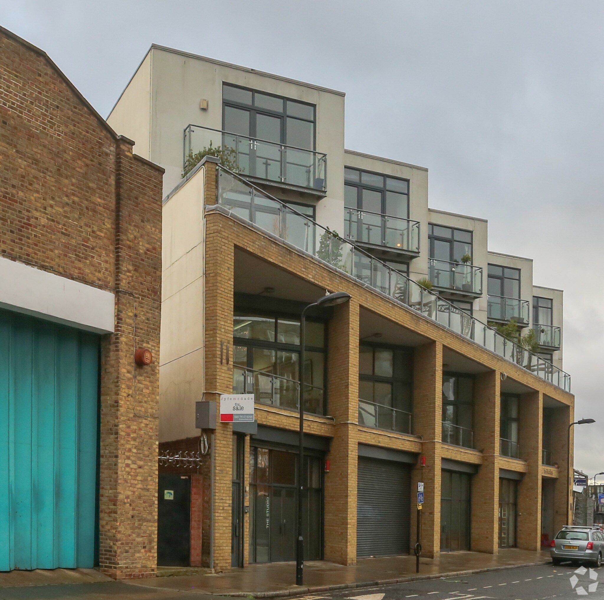 16-29 Andrews Rd, Londres à louer Photo principale– Image 1 sur 15