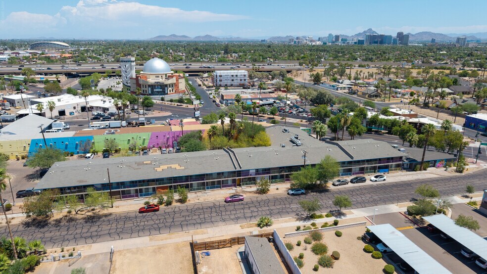 1501 Grand Ave, Phoenix, AZ à vendre - Photo de l’immeuble – Image 2 sur 18