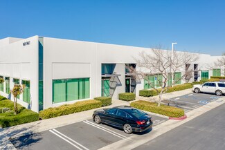 Plus de détails pour 9661 Irvine Center Dr, Irvine, CA - Bureau à vendre