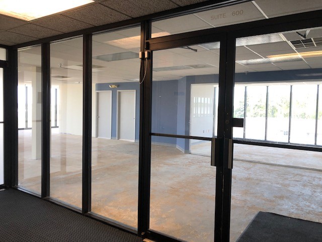 1300 Diamond Springs Rd, Virginia Beach, VA à louer - Photo intérieure – Image 3 sur 8