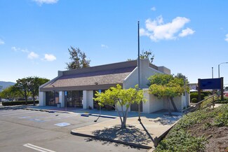 Plus de détails pour 621-701 S Rancho Santa Fe Rd, San Marcos, CA - Bureau/Local commercial à louer