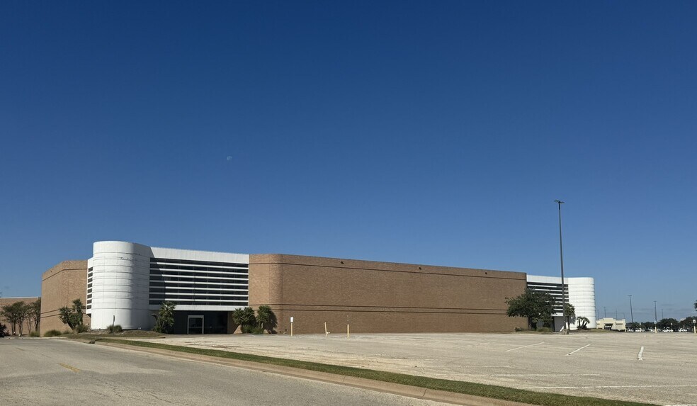 1508 Harvey Rd, College Station, TX à vendre - Photo de l’immeuble – Image 3 sur 10