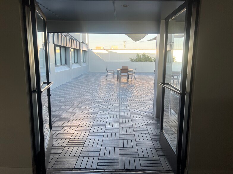 22750 Hawthorne Blvd, Torrance, CA à louer - Photo de l’immeuble – Image 2 sur 36