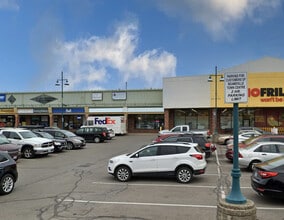 4961 King St E, Lincoln, ON à louer Photo de l’immeuble– Image 1 sur 3