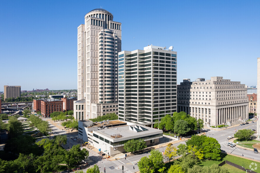 1010 Market St, Saint Louis, MO à louer - Photo de l’immeuble – Image 1 sur 6