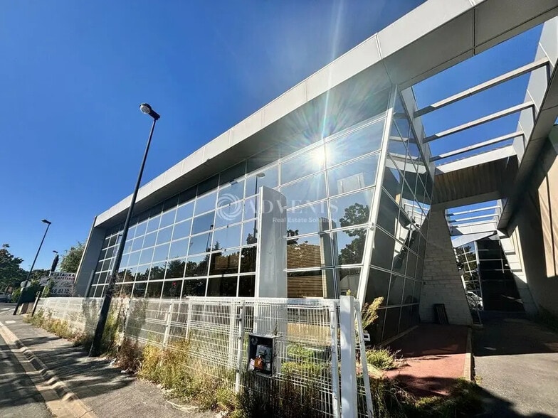 Bureau dans Champigny-sur-Marne à louer - Photo de l’immeuble – Image 1 sur 7