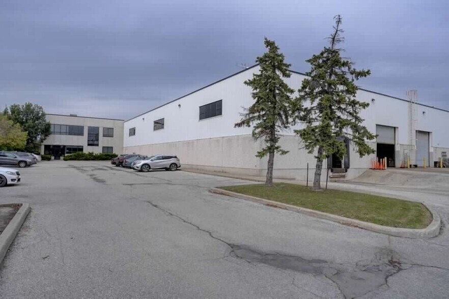 6811 Edwards Blvd, Mississauga, ON à louer - Photo intérieure – Image 3 sur 15