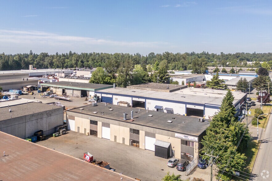 19340 94th Ave, Surrey, BC à vendre - Aérien – Image 3 sur 3