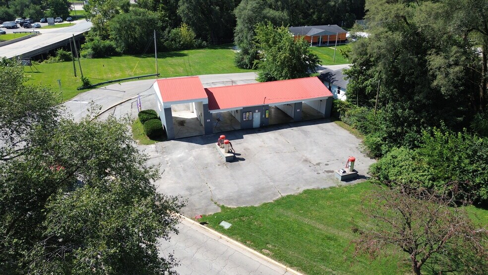 222 E Water Street, Alexandria, IN à vendre - Photo de l’immeuble – Image 2 sur 4