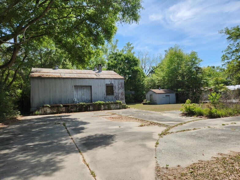 415 S Memorial Ave, Walterboro, SC à vendre - Photo de l’immeuble – Image 2 sur 9