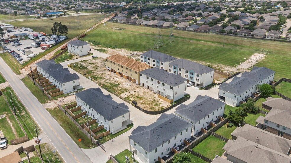3250 Sauce Pan Way, Katy, TX à vendre - Photo de l’immeuble – Image 2 sur 9