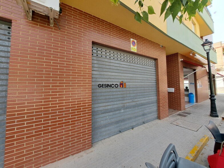 Local commercial dans Manuel, Valencia à louer - Photo de l’immeuble – Image 1 sur 4