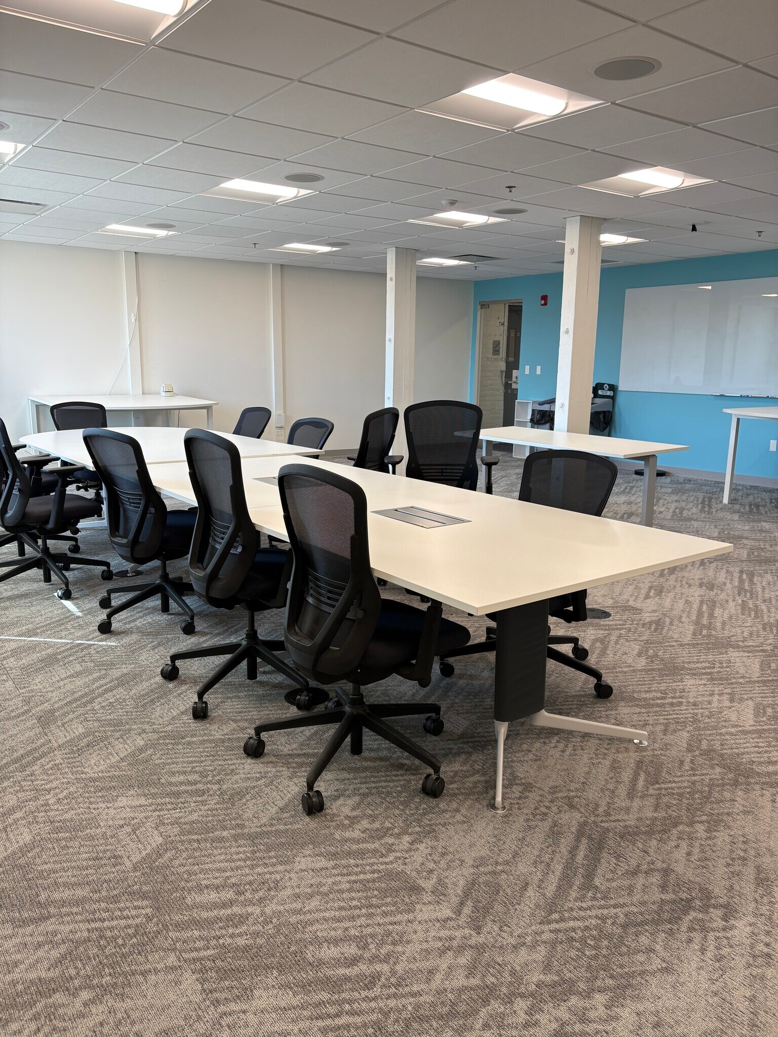 75 S Church St, Pittsfield, MA à louer Photo de l’immeuble– Image 1 sur 6