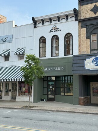 Plus de détails pour 110 W Auglaize St, Wapakoneta, OH - Local commercial à vendre