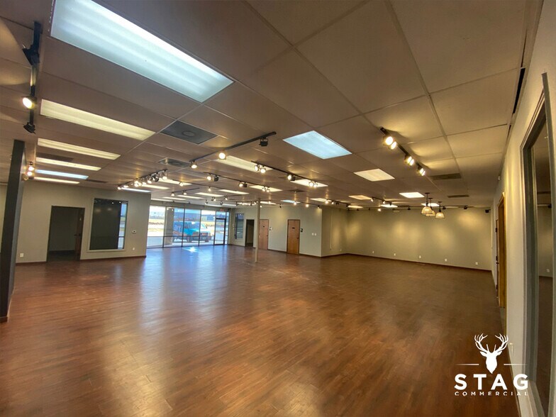 3801 N Interstate 35, Denton, TX à louer - Photo de l’immeuble – Image 2 sur 13