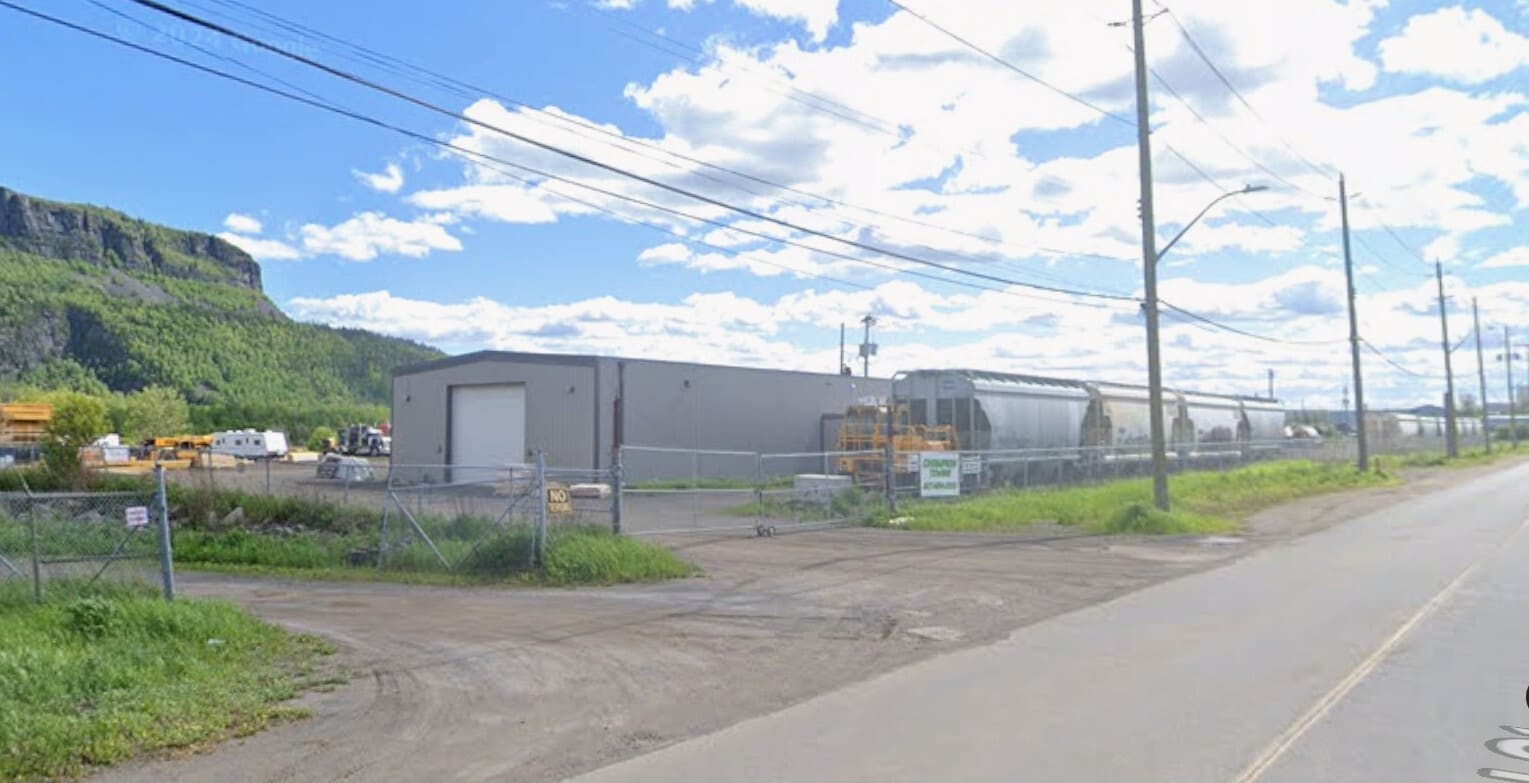 700 Montreal St, Thunder Bay, ON à louer Photo de l’immeuble– Image 1 sur 2