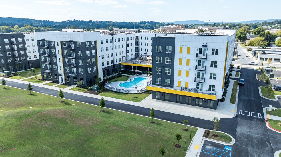 340 W 3rd St SW, Rome, GA à louer - Photo principale – Image 1 sur 25