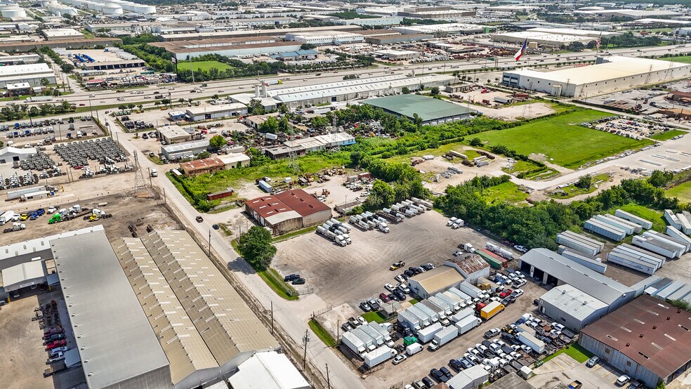 737 Pearl St, Houston, TX à louer - Photo de l’immeuble – Image 3 sur 11