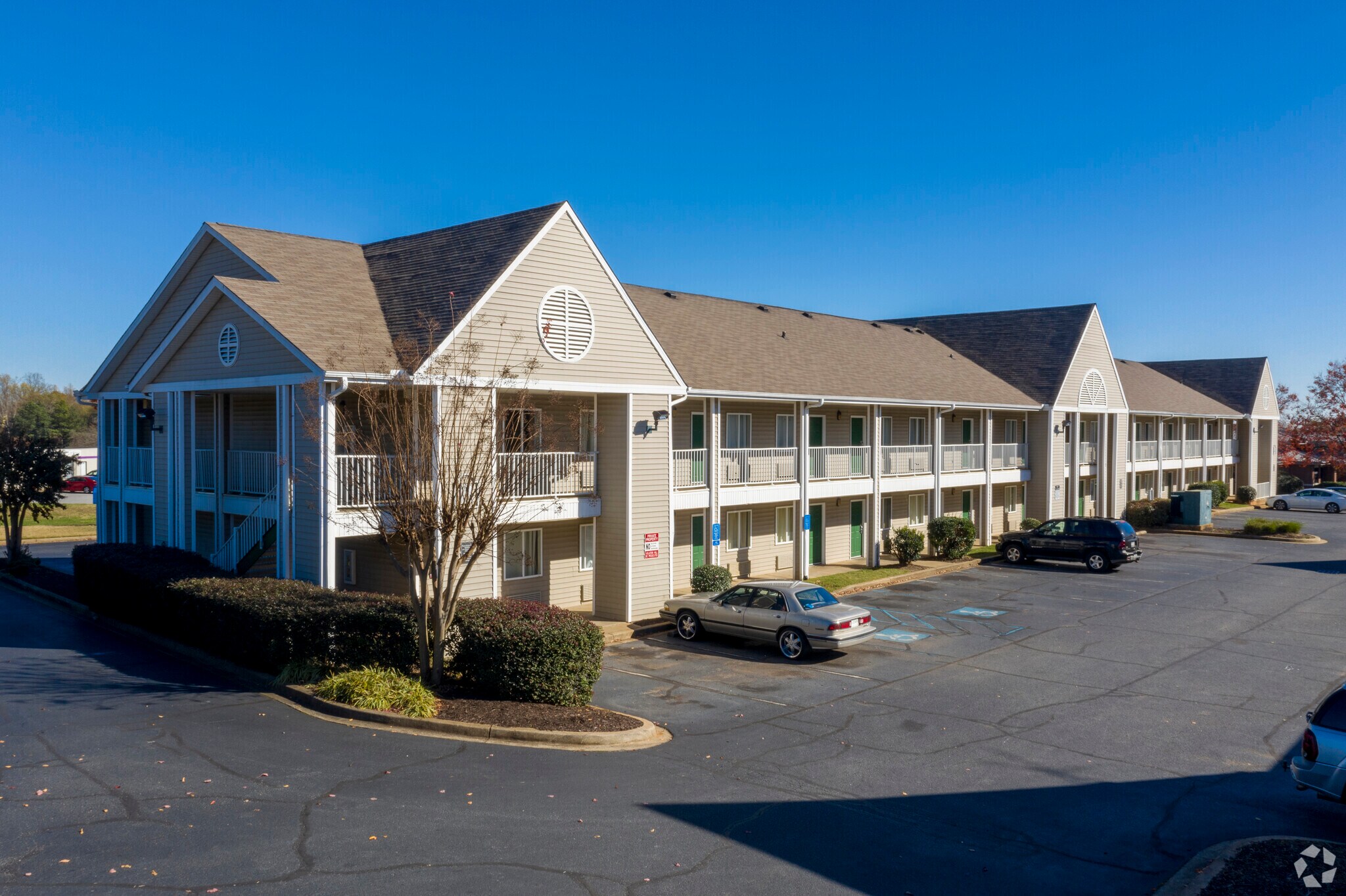130 Mobile Dr, Spartanburg, SC à vendre Photo principale– Image 1 sur 6
