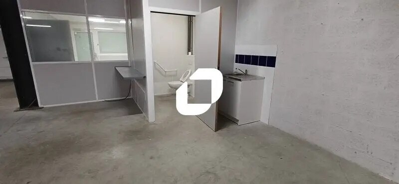 Bureau dans Aubergenville à louer - Photo intérieure – Image 2 sur 6