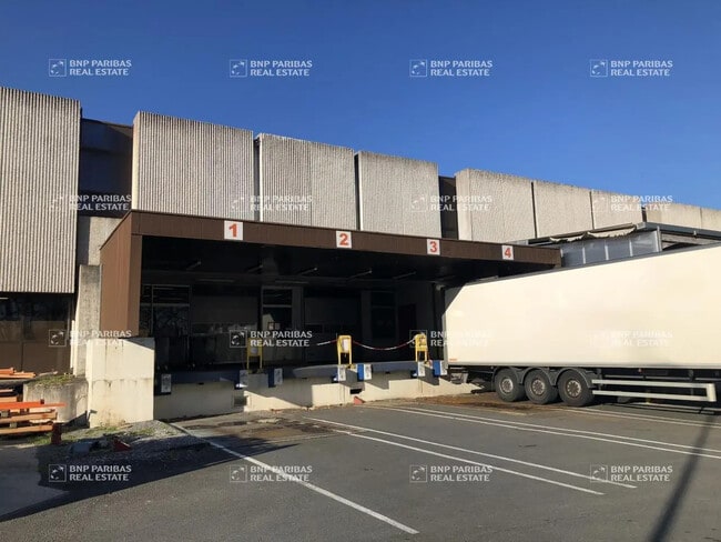 Plus de détails pour Bureau, Industriel/Logistique à louer