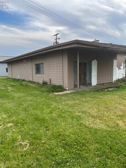 1020 N 5th St, Fremont, OH à vendre - Photo de l’immeuble – Image 1 sur 5