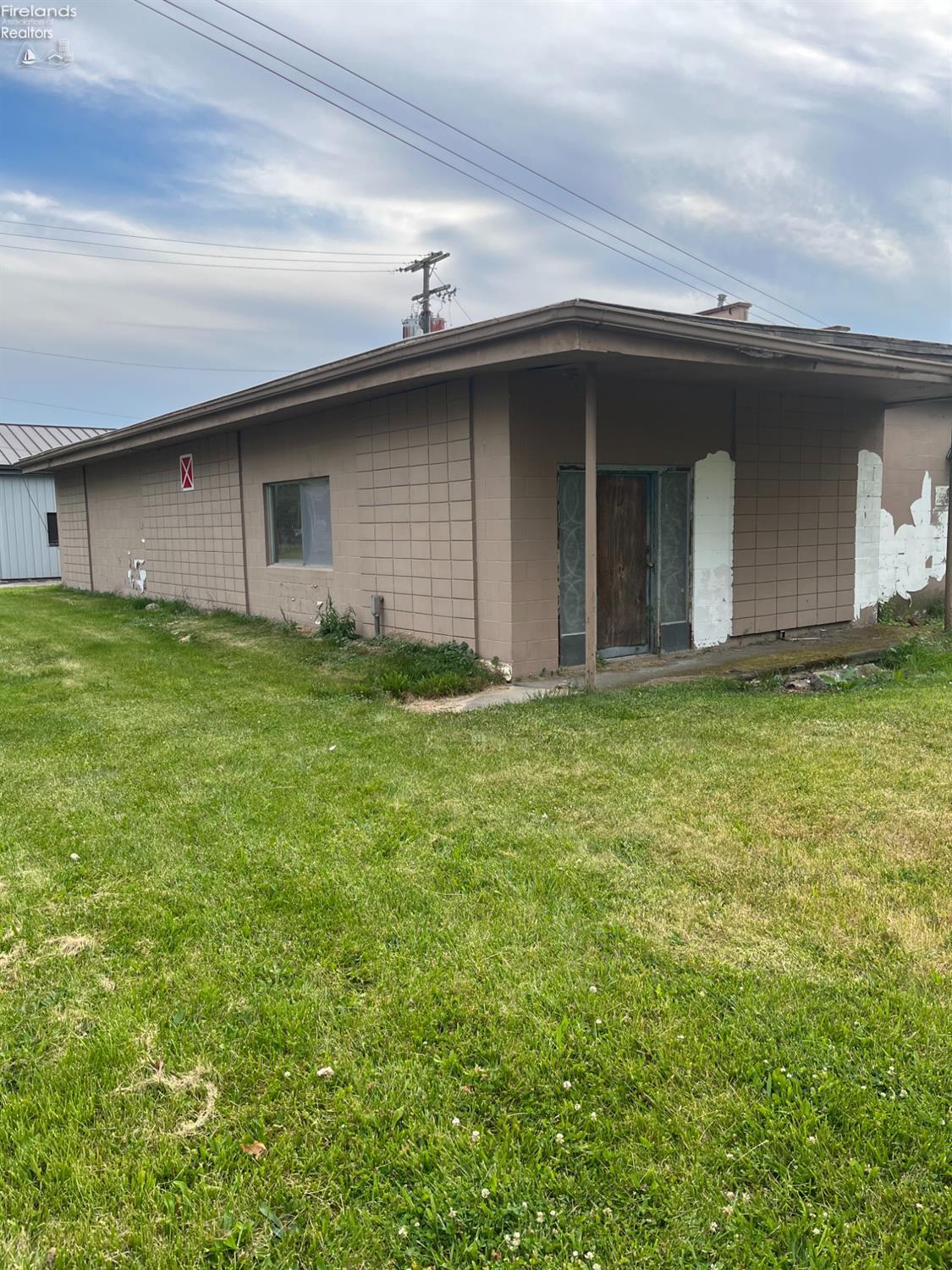 1020 N 5th St, Fremont, OH à vendre Photo de l’immeuble– Image 1 sur 6