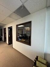 1933-1955 Jadwin Ave, Richland, WA à louer Photo intérieure– Image 1 sur 7