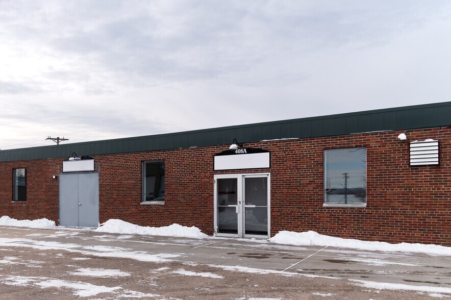 404-412 7th St NE, Buffalo, MN à louer - Photo de l’immeuble – Image 1 sur 4