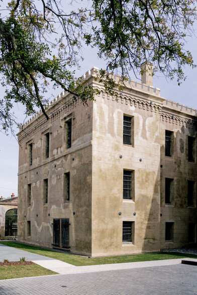 21 Magazine St, Charleston, SC à louer - Photo de l’immeuble – Image 3 sur 6