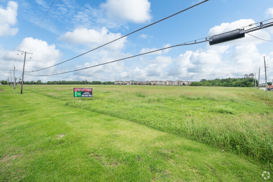 2301 Highway 365, Port Arthur, TX à vendre - Photo de l’immeuble – Image 1 sur 10