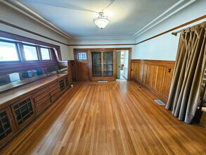 825 College Ave, Santa Rosa, CA à vendre Photo intérieure– Image 2 sur 5