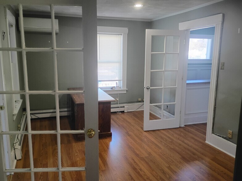 247 Main St, North Reading, MA à louer - Photo de l’immeuble – Image 3 sur 20