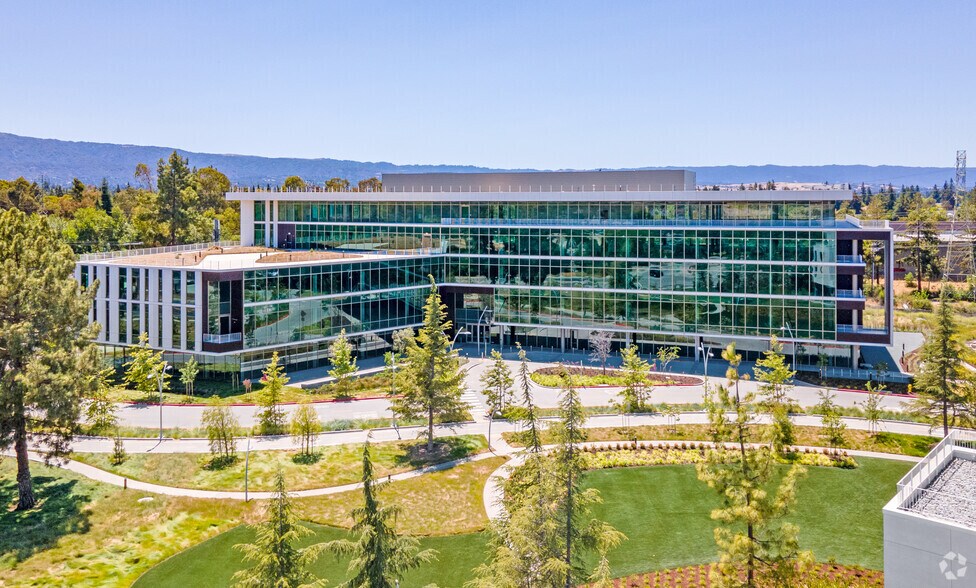 750 Moffett Blvd, Mountain View, CA à louer - Photo principale – Image 1 sur 5