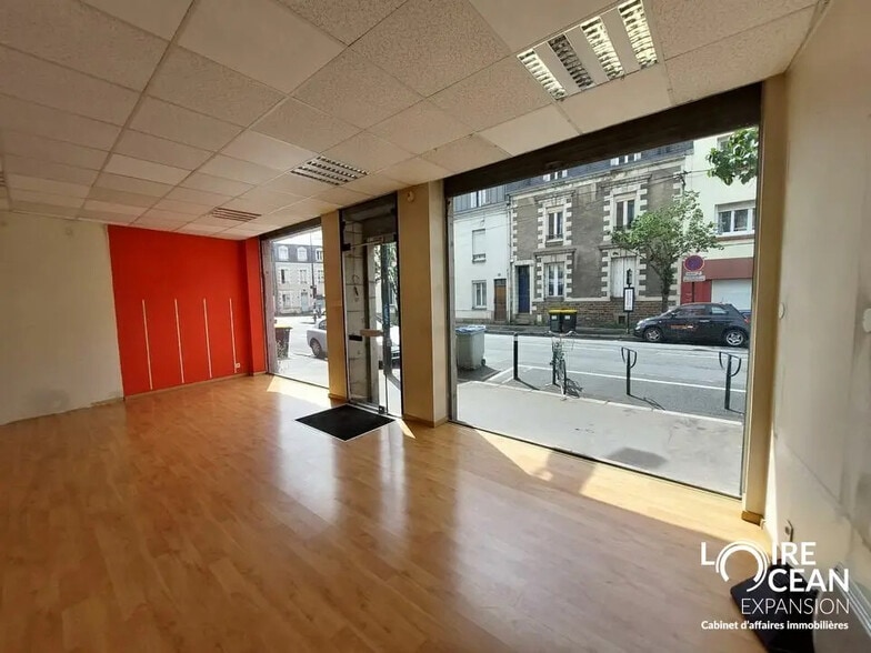 Local commercial dans Nantes à louer - Photo de l’immeuble – Image 3 sur 3