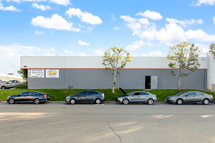 1010-1016 W Barkley Ave, Orange, CA à vendre - Photo de l’immeuble – Image 2 sur 28