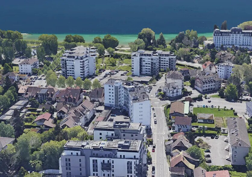 Local commercial dans Annecy à vendre - Photo de l’immeuble – Image 1 sur 3