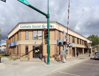 Plus de détails pour 10709 105 St NW, Edmonton, AB - Bureau à vendre
