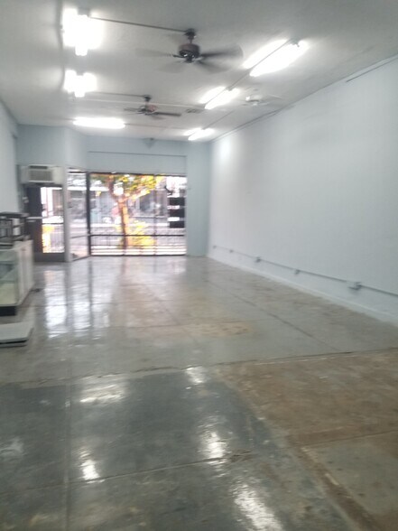 1653 W Temple St, Los Angeles, CA à louer - Photo de l’immeuble – Image 2 sur 8
