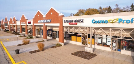 701 N Milwaukee Ave, Vernon Hills, IL à louer Photo de l’immeuble– Image 2 sur 6