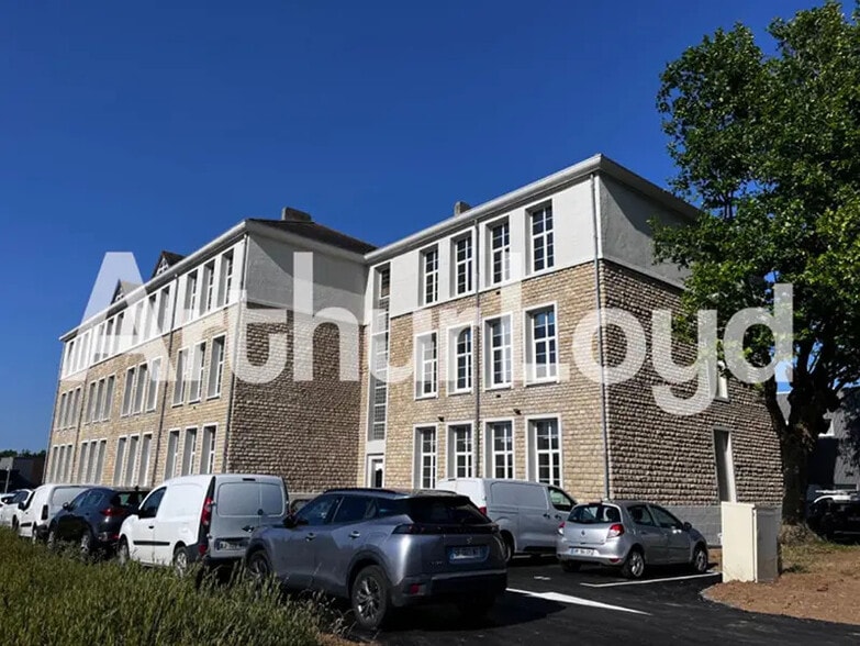 Bureau dans Bretteville-sur-Odon à louer - Photo de l’immeuble – Image 2 sur 3
